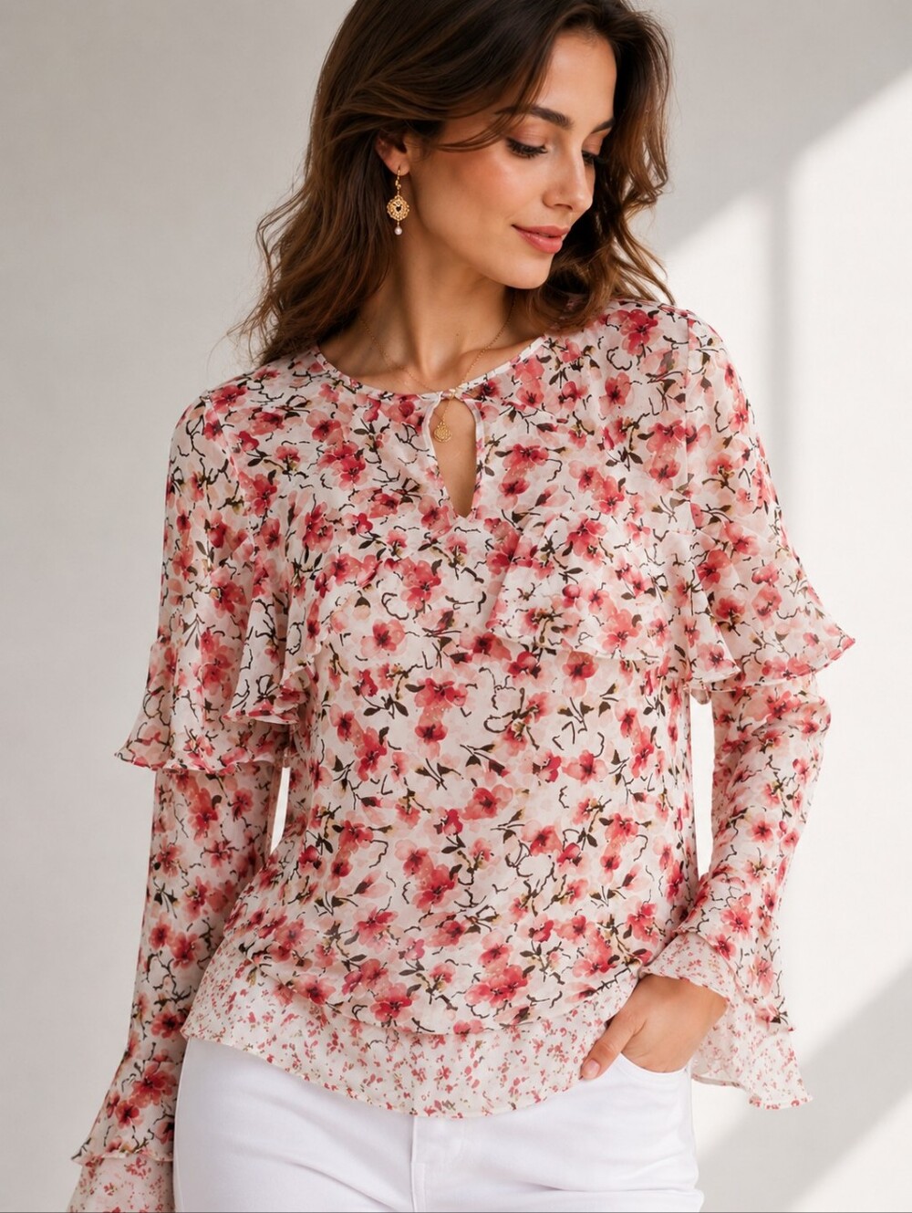 🌷✨ White House Black Market Floral Ruffle Bell Sleeve Blouse Romantic Top Sz 4